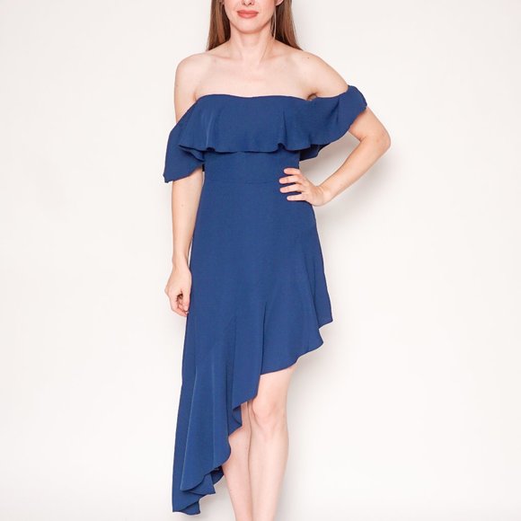 Amanda Uprichard Dresses & Skirts - AMANDA UPRICHARD Camelia Off-Shoulder Dress NWT